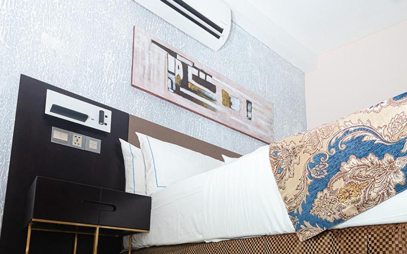 Hotel Le Figaro 두알라 외부 사진
