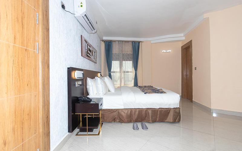Hotel Le Figaro 두알라 외부 사진
