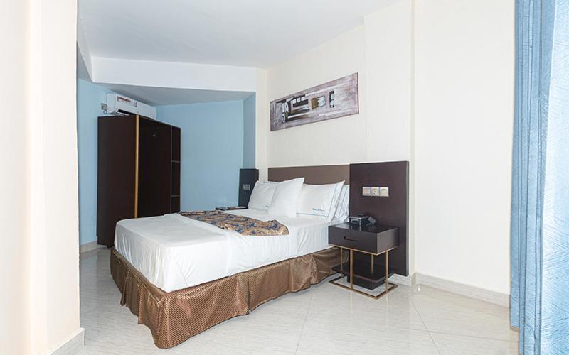 Hotel Le Figaro 두알라 외부 사진