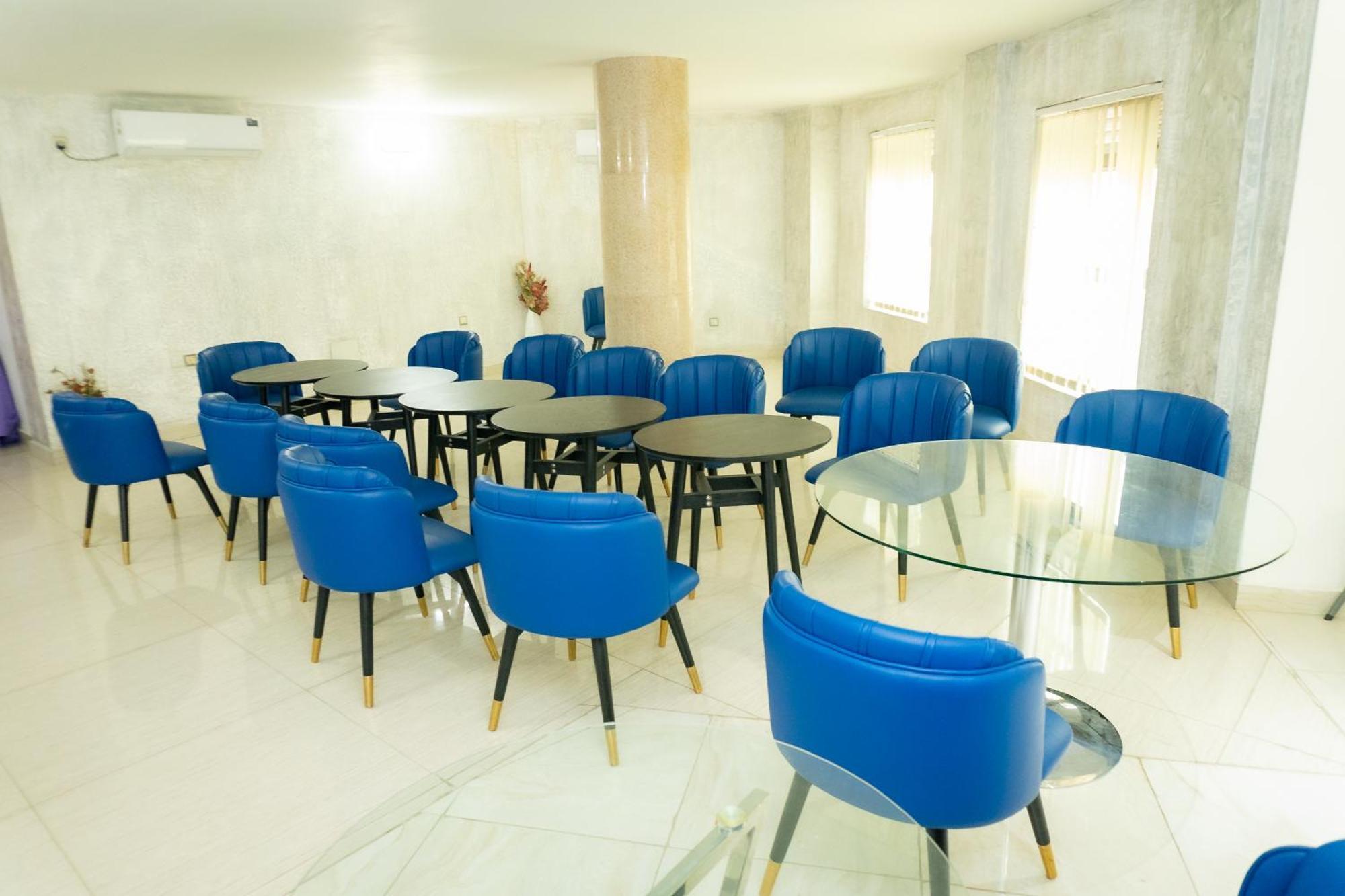 Hotel Le Figaro 두알라 외부 사진